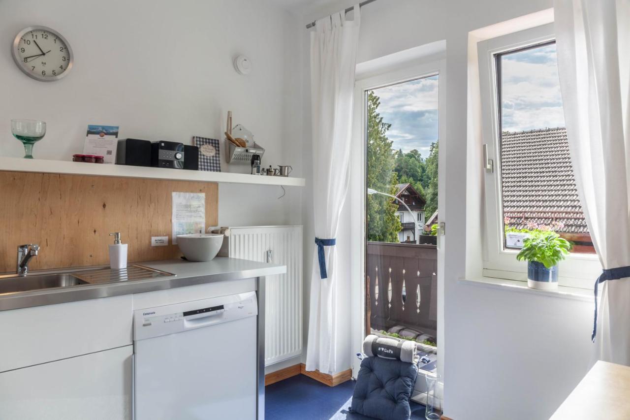 Fewo Im Blauen Haus Dg Garmisch-Partenkirchen Exterior photo