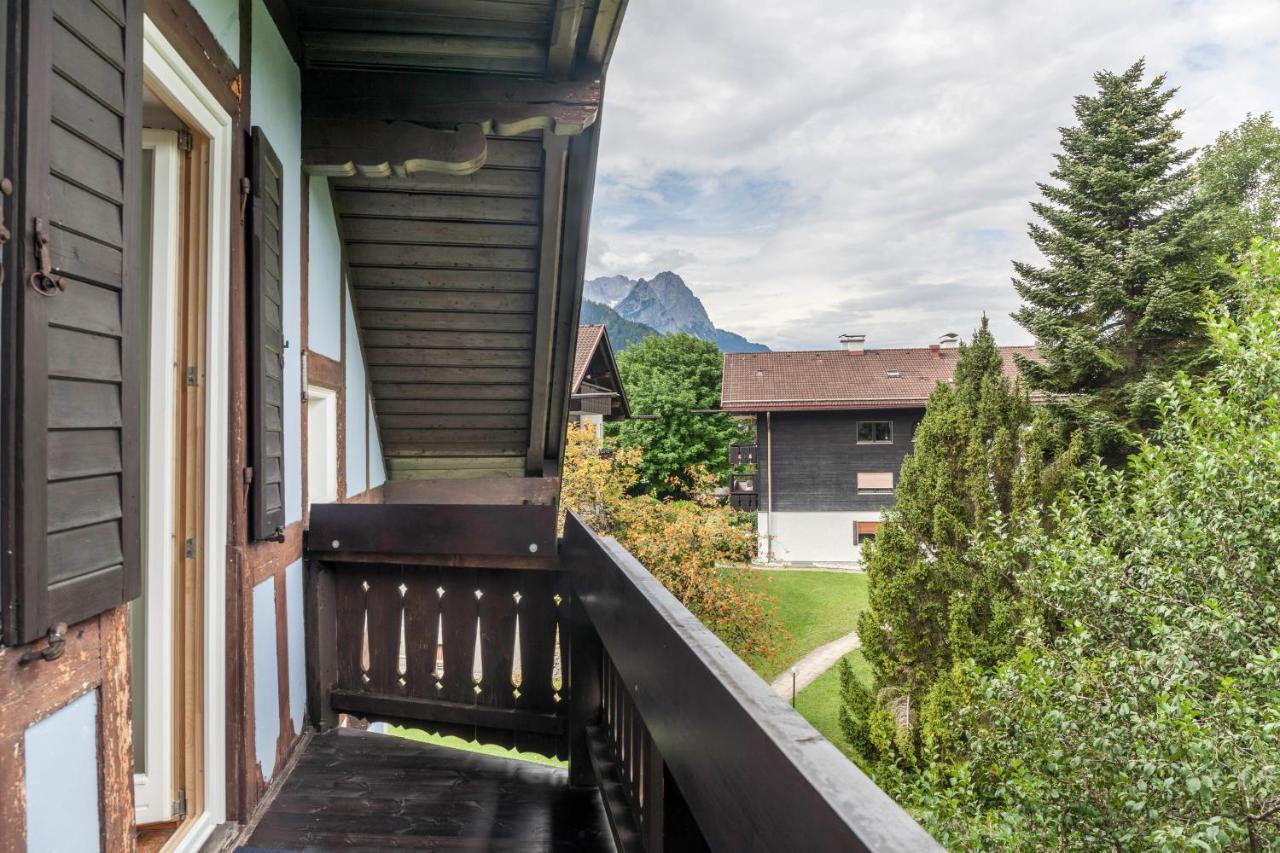 Fewo Im Blauen Haus Dg Garmisch-Partenkirchen Exterior photo